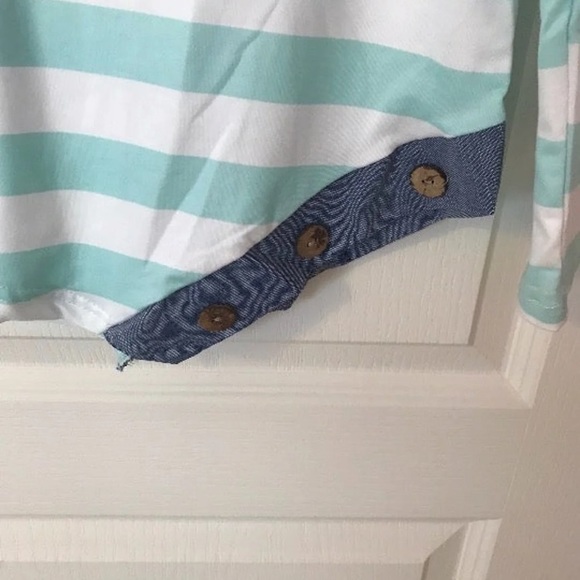 NTOW Striped Basic Scoop Neck -Small - Picture 4 of 6